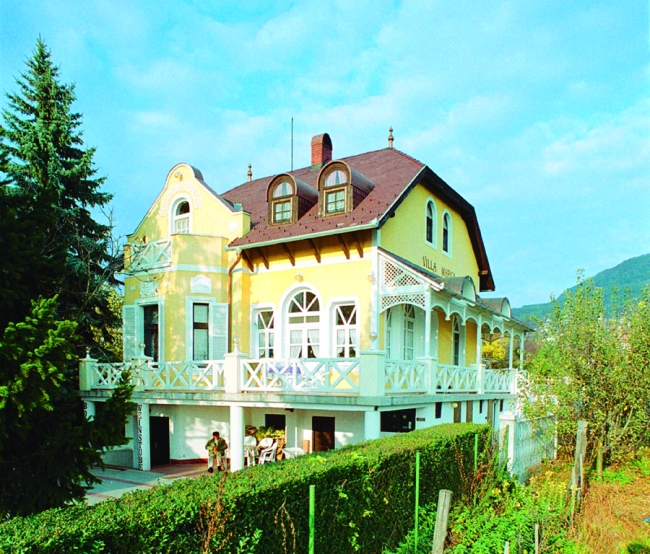 Villa Marica, Badacsonytördemic (Badacsonylábdihegy)