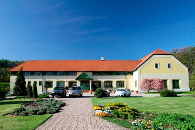 Hotel Szépalma és Ménesbirtok, Zirc