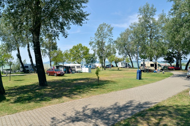 Sellő Kemping**, Balatonboglár