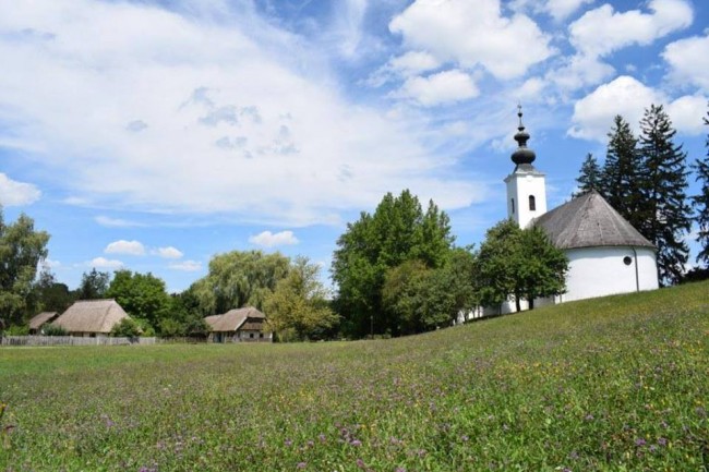 Szennai Skanzen, Szenna