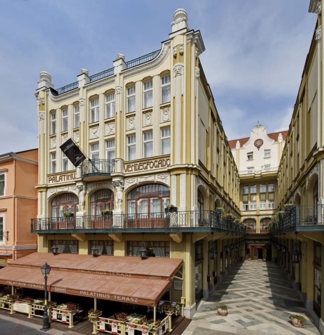 Hotel Palatinus City Center, Pécs