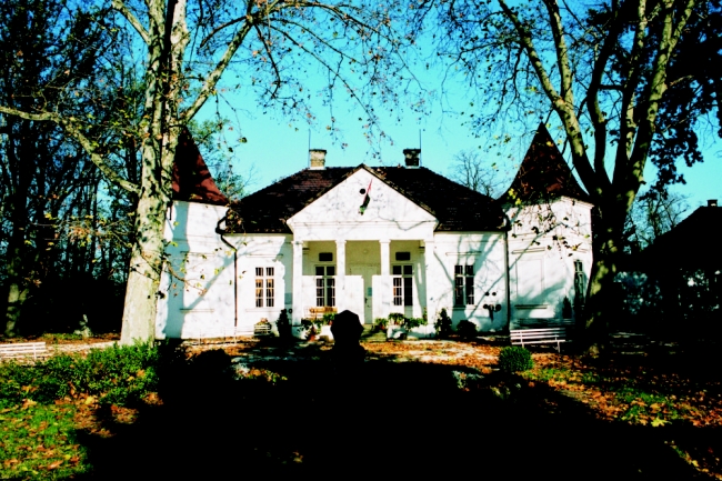 Blaskovich-kúria Múzeum                                                                                                                               , Tápiószele