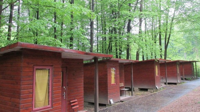 Hollóstetői Hegyi Camping, Bükkszentkereszt (Hollóstető)