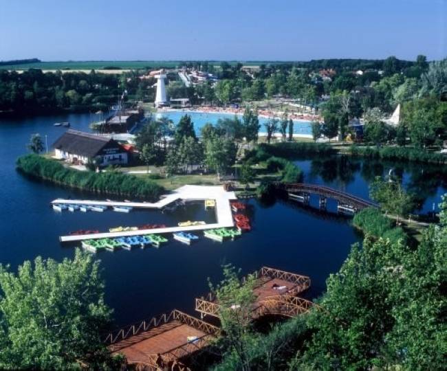 Hungarospa Hajdúszoboszlói Gyógyfürdő és Egészségturisztikai ZRt.<br/>Gyógyfürdő, Strand, Aquapark, Aquapalace, Hajdúszoboszló