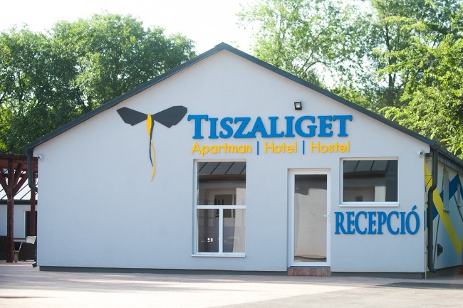 Tiszaliget Apartman, Szálló, Szolnok