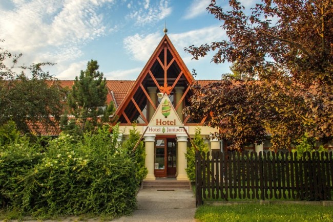 Juniperus Park Hotel**, Kecskemét