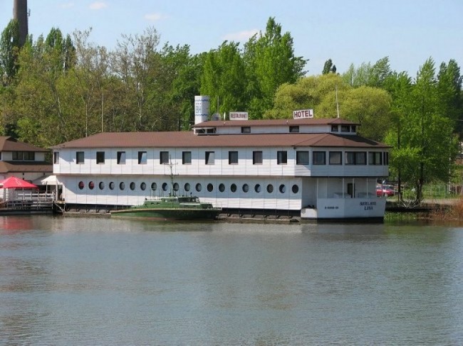 Botel Hotel Lisa*** (Szállodahajó), BUDAPEST (XXI. kerület)