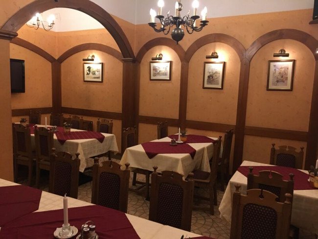 Tabáni Gösser Étterem, BUDAPEST (I. kerület)