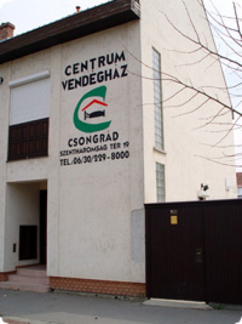 Centrum Vendégház és Apartmanok, Csongrád