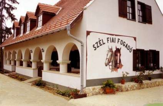 Szél Fiai Fogadó &amp; Cellárium/<br/>Apartman Hotel*** - Tanyacsárda - Borpince, Nyúl