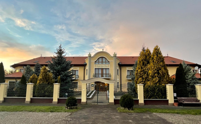 Termál Hotel Pávai Gyógyszálló, Berekfürdő