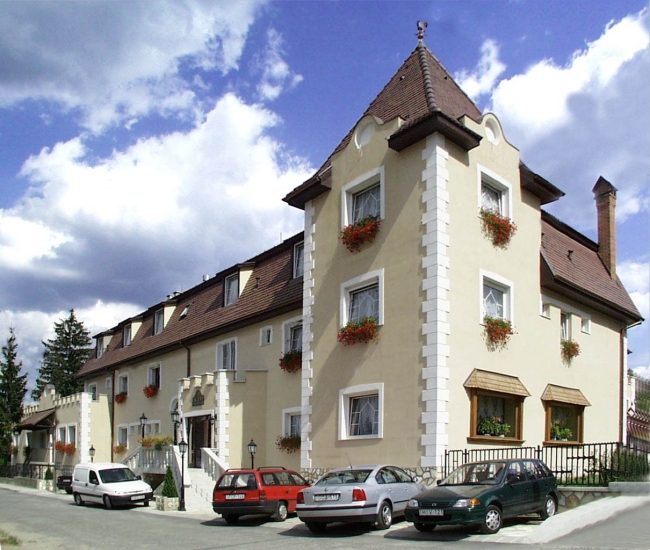 Kikelet Club Hotel, Miskolc (Miskolctapolca)