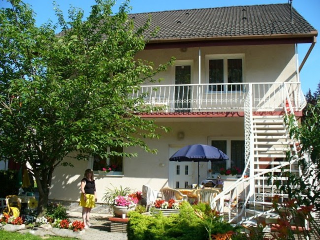 Adrienn Villa, Balatonboglár