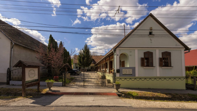Noresa Panzió és Étterem, Szálka