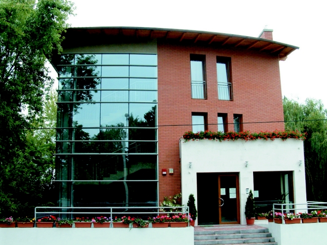 Hotel Európa, Dombóvár (Gunaras)