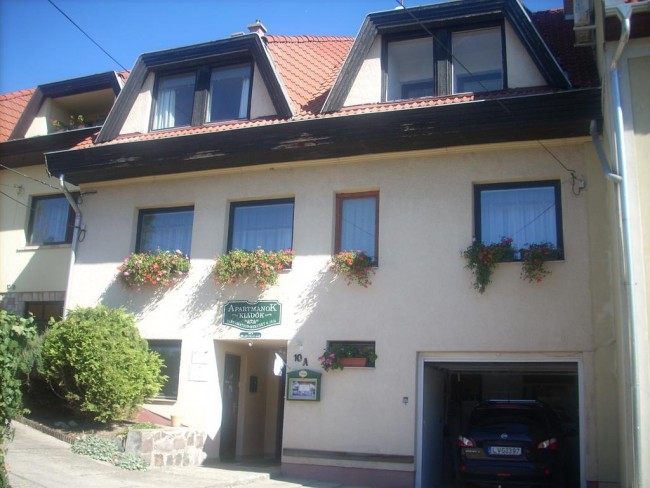 Mekcsey Apartmanház, Eger