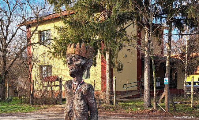 Esterházy Madárvárta, Osli