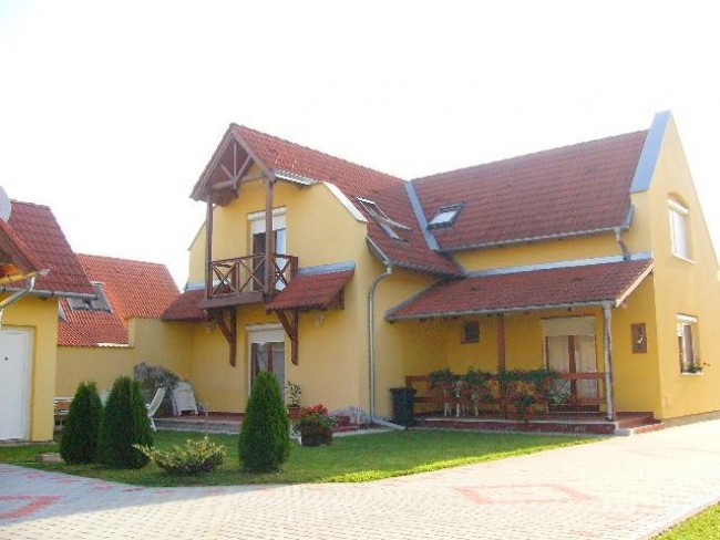 Anna Villa Apartmanház, Lenti