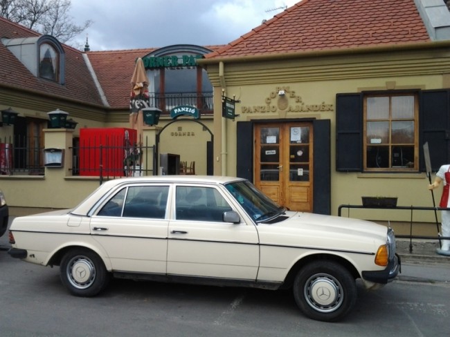 Corner Panzió, Szentendre