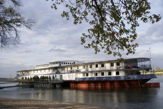 Aquamarina Hotel - Rendezvényhajó &amp; Étterem, BUDAPEST (III. kerület)