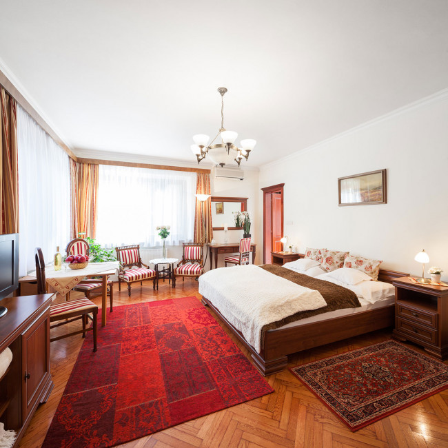 Villa Cecile Apartmanok, Sopron