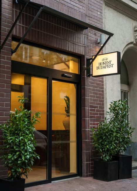 Honest Budapest by chic&basic, BUDAPEST (VII. kerület)