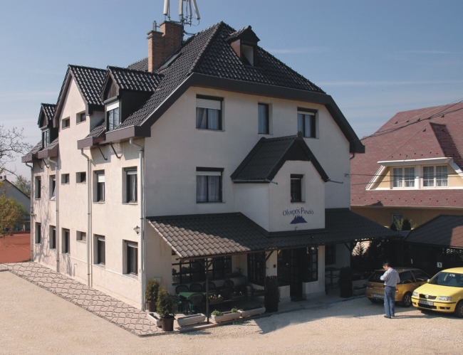 Olympos Panzió, Budaörs