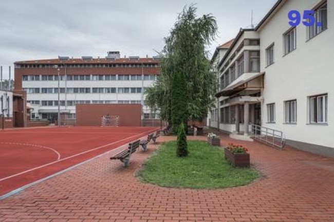 Hódmezővásárhelyi Szakképzési Centrum Návay Lajos Szakgimnáziuma, Szakközépiskolája és Kollégiuma, Makó