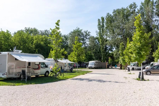 Aréna Kemping  Budapest, BUDAPEST (X. kerület)