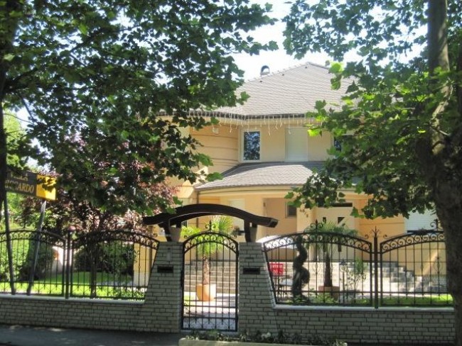 Villa Riccardo &amp; Pool, Siófok