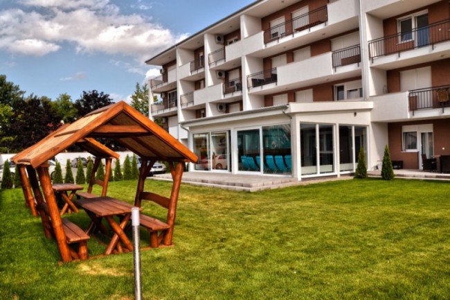 Royal Luxus Wellness Apartman, Siófok