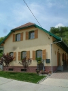 S�rosdi Pince                                                                                                                                         