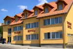 Tourist Motel, Eger