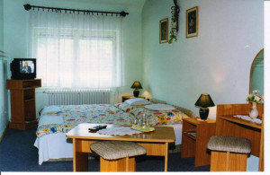 010555_szoba1.jpg