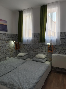 312960_4agyas.jpg
