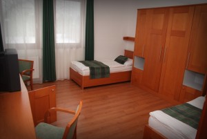 314551_hotel_mozgkorlszoba.jpg